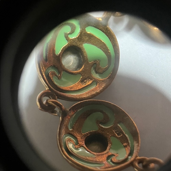 Sterlings 925 & green enamel Elegant Green and Gold Bracelet - Picture 8 of 9